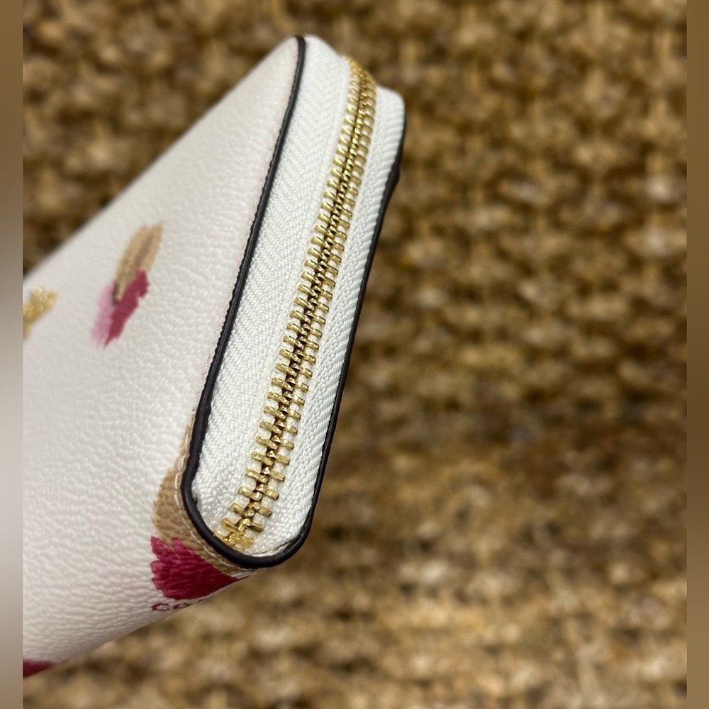 Coach Cream Floral Long Wallet - Picture 6 of 7